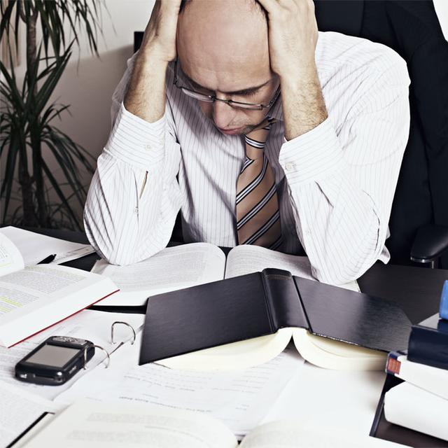 Le stress au travail coûte trop cher aujourd'hui aux entreprises. [Fotolia - Lichtmeister]