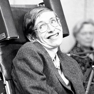 Stephen Hawking en 1991. [AFP - MASAAKI NAKAJIMA / YOMIURI / THE YOMIURI SHIMBUN]