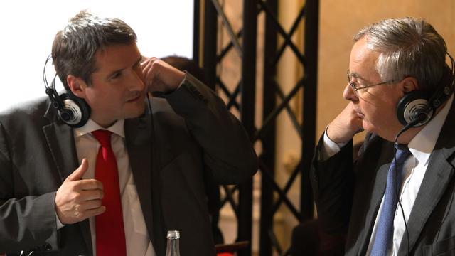 Christian Levrat et Jean-François Rime à la RTS en 2015. [RTS - Laurent Bleuze]