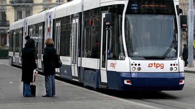 Il sera possible d'acheter son billet de bus par sms dans les Transports publics genevois. [TPG - Pierre Albouy]