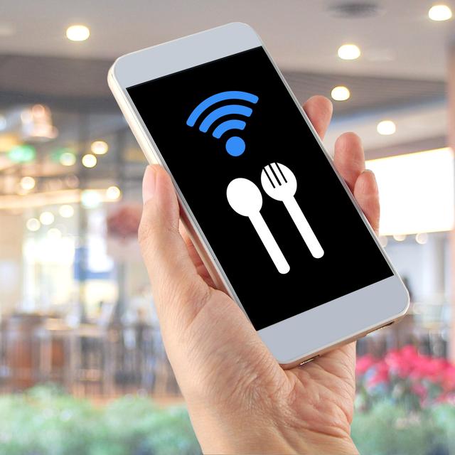 Une app permet de manger à des prix défiant toute concurrence. [fotolia - farland9]