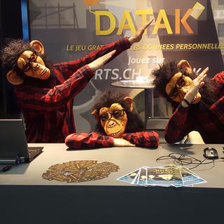 Le stand "Datak" au Royaume du Web à Genève. [RTS]