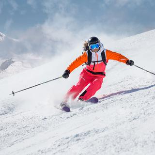 Chronique look: être élégant même sur les pistes de ski. [Fotolia - mRGB]