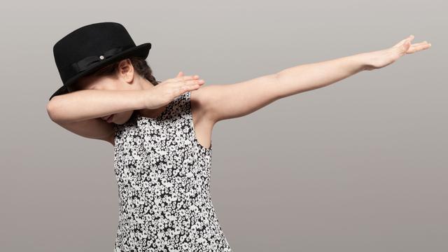 "Tu sais pas faire un dab?" [fotolia - alexandre zveiger]