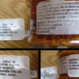 Le ré-étiquetage du pot de moutarde acheté chez Globus. [RTS - Cécile]