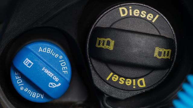 Nouveau réservoir pour le liquide AdBlue sur un véhicule diesel. [DPA - Swen Pförtner]