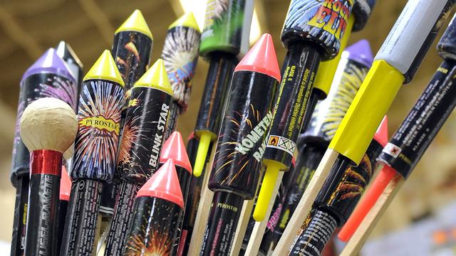 Les feux d'artifice sont soumis à un contrôle strict de fedpol. [Keystone - Hans Punz]