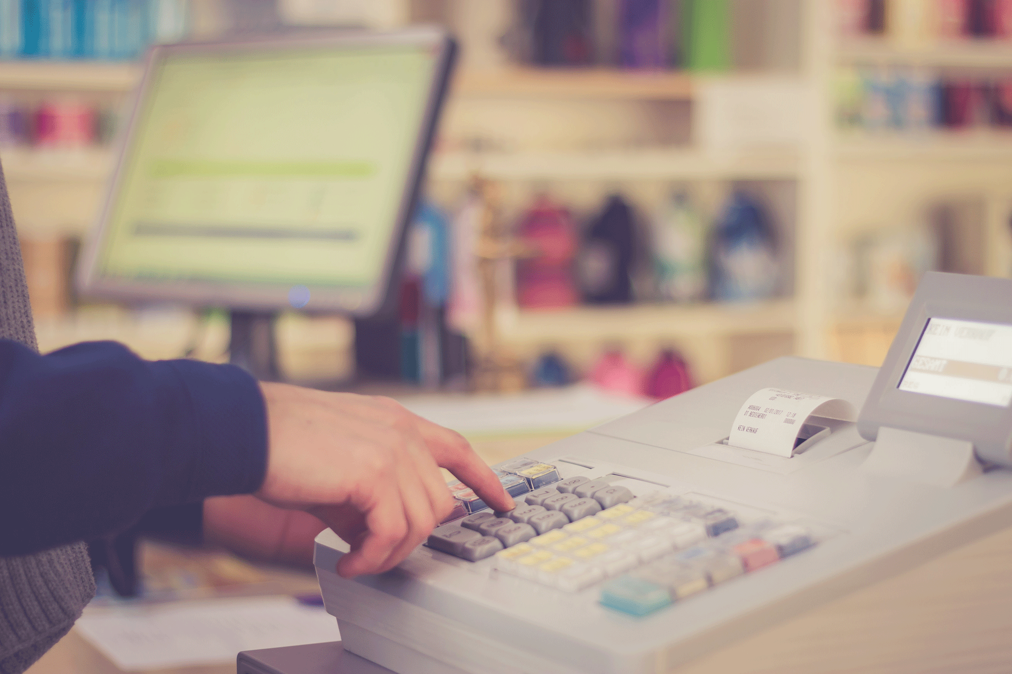 Aucune des grandes enseignes a abandonné le ticket de caisse. [Fotolia - Patrick Daxenbichler]