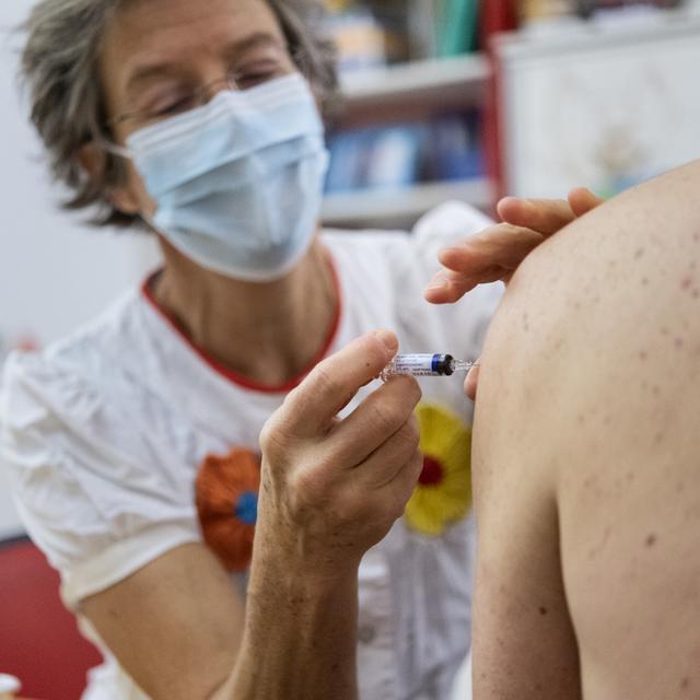 Vaccination contre la grippe: y a-t-il assez de doses pour tout le monde en 2020? [Keystone - Alessandro della Valle]