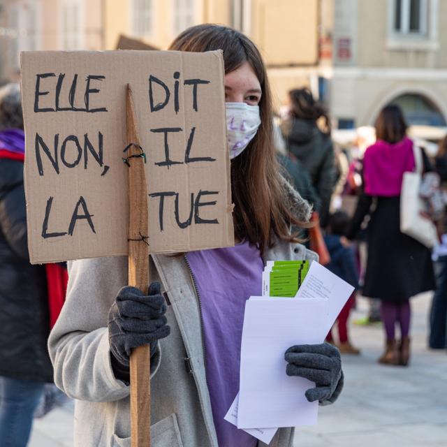 Rassemblement le samedi 21 novembre 2020 a Auch (France) à l'occasion de la Journée internationale contre les violences faites aux femmes. [Hans Lucas / AFP - Isabelle Souriment]