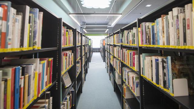 Les bibliothèques publiques sont fermées en raison du Covid-19. [Keystone - Urs Flueeler]