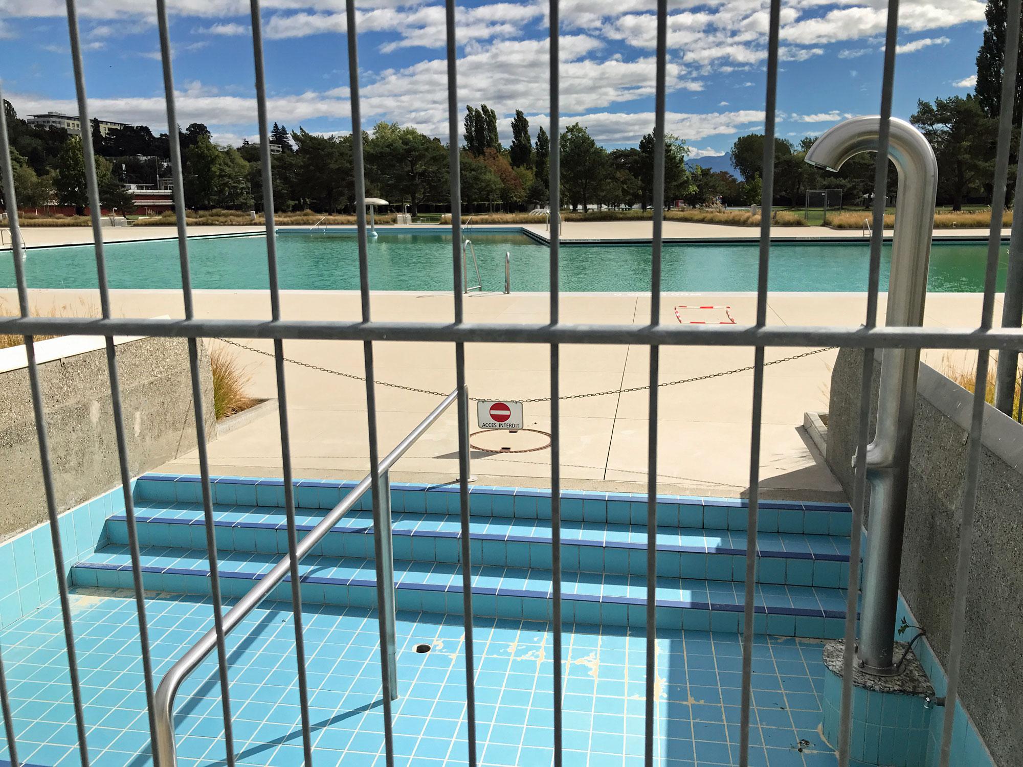 La piscine de Bellerive à Lausanne rouvrira-t-elle avant l'été? [RTS - Sacha Horovitz]