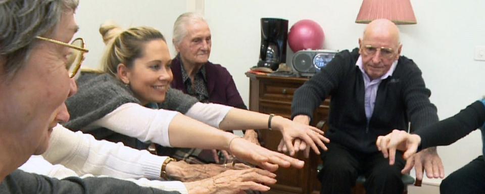 Le "Village Alzheimer" dans le Sud-Ouest de la France accueille 120 personnes frappées par la Maladie et le double pour le personnel et les bénévoles. (Image prétexte). [RTS]