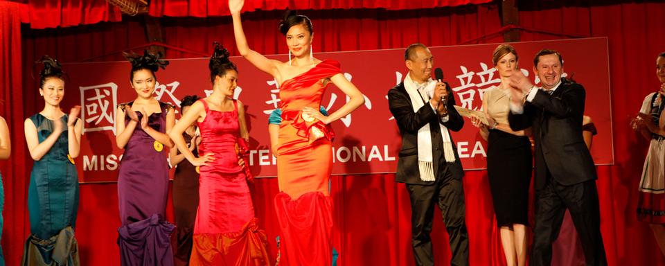 Election de Miss Chine dans Win Win de Claudio Tonetti [RTS - Prince Film SA]