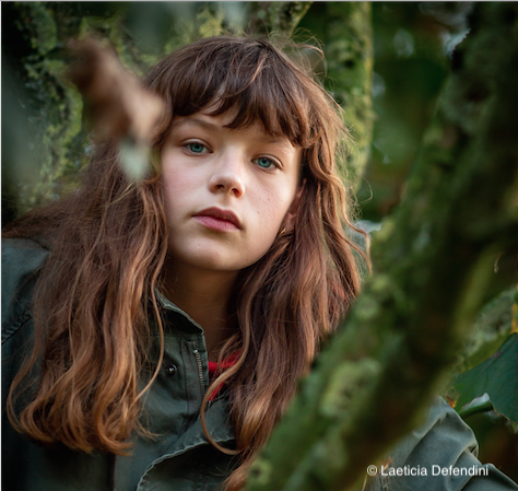 Léonie Souchaud dans le film "La forêt de mon père". [Iota Production - Laeticia Defendini]