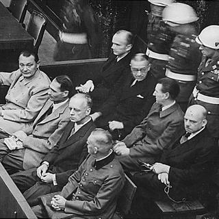 Hermann Göring, Rudolf Hess, Joachim von Ribbentrop et Wilhelm Keitel à Nuremberg, en 1946. [Reuters]