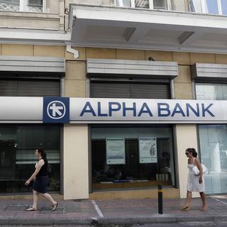 AlphaBank et EuroBank sont les deux plus grandes banques privées de Grèce. [Reuters - John Kolesidis]