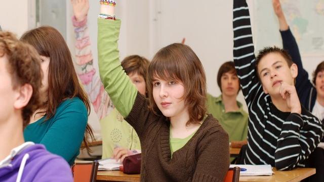 La situation des parents et la proximité d'une école influencent les résultats scolaires. [© DURIS Guillaume - Fotolia.com]