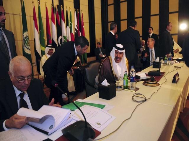 Des membres de la Ligue Arabe discutent de la situation en Syrie, le 24 novembre, au Caire. [Stringer - Reuters]