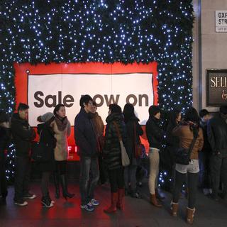 Les soldes de Boxing Day ont attiré beaucoup de Londoniens l'année passée. [Justin Tallis / AFP]