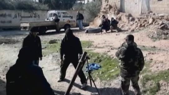 L'armée du gouvernement lance une attaque massive contre un quartier de la ville de Homs.