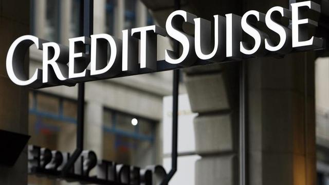 Credit Suisse et dix autres banques suisses sont dans le collimateur du fisc américain. [Alessandro Della Bella / Keystone]