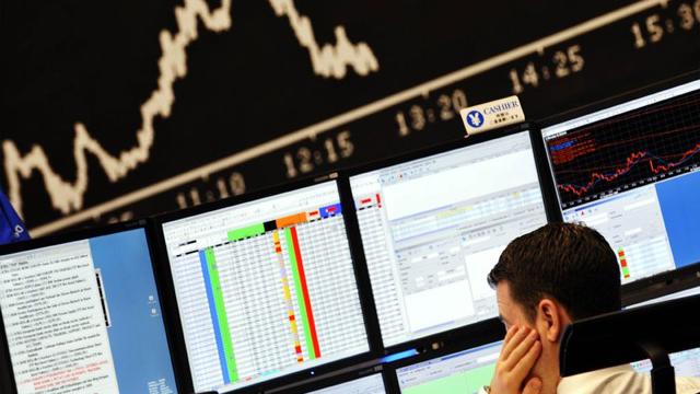 Les Bourses européennes font grise mine ce lundi. [Thomas Lohnes / AFP]