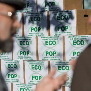 L'initiative Ecopop a été déposée à la Chancellerie fédérale. [Marcel Bieri - Keystone]