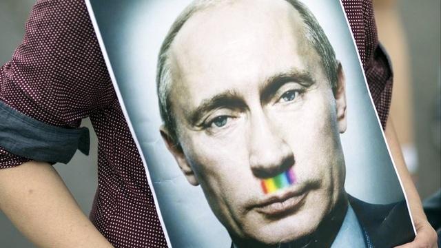 Une proposition de loi visant à retirer les enfants aux parents homosexuels présentée en Russie. [Florian Schuh - Keystone]