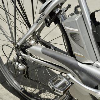 Les autorités fribourgeoises veulent prêter des vélos électriques aux entreprises du canton. [Keystone]