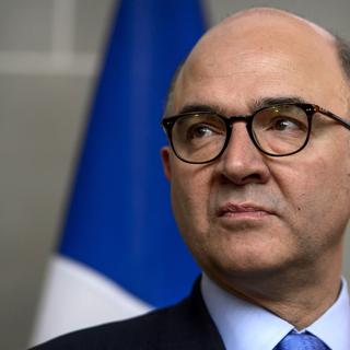 Pierre Moscovici doit encore répondre à de nouvelles question par écrit pour espérer hériter du portefeuille des Affaires économiques et monétaires au sein de Commission européenne. [Fabrice Coffrini]