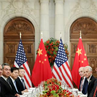 Xi Jinping et Donald Trump lors de leur dîner en marge du sommet du G20 à Buenos Aires. [Reuters - Kevin Lamarque]
