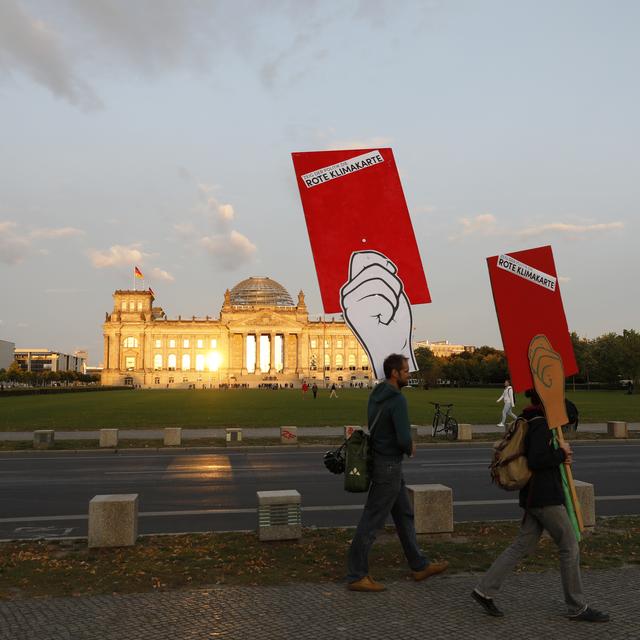 En pleine grève pour le climat, le gouvernement allemand négocie un plan d'action [Reuters - Michele Tantussi]