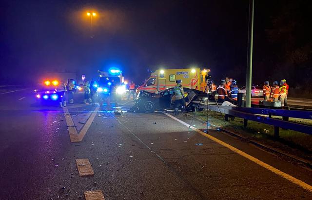 Les images du tragique accident près d'Arisdorf, dans le canton de Bâle-Campagne. [Police cantonale de Bâle-Campagne]