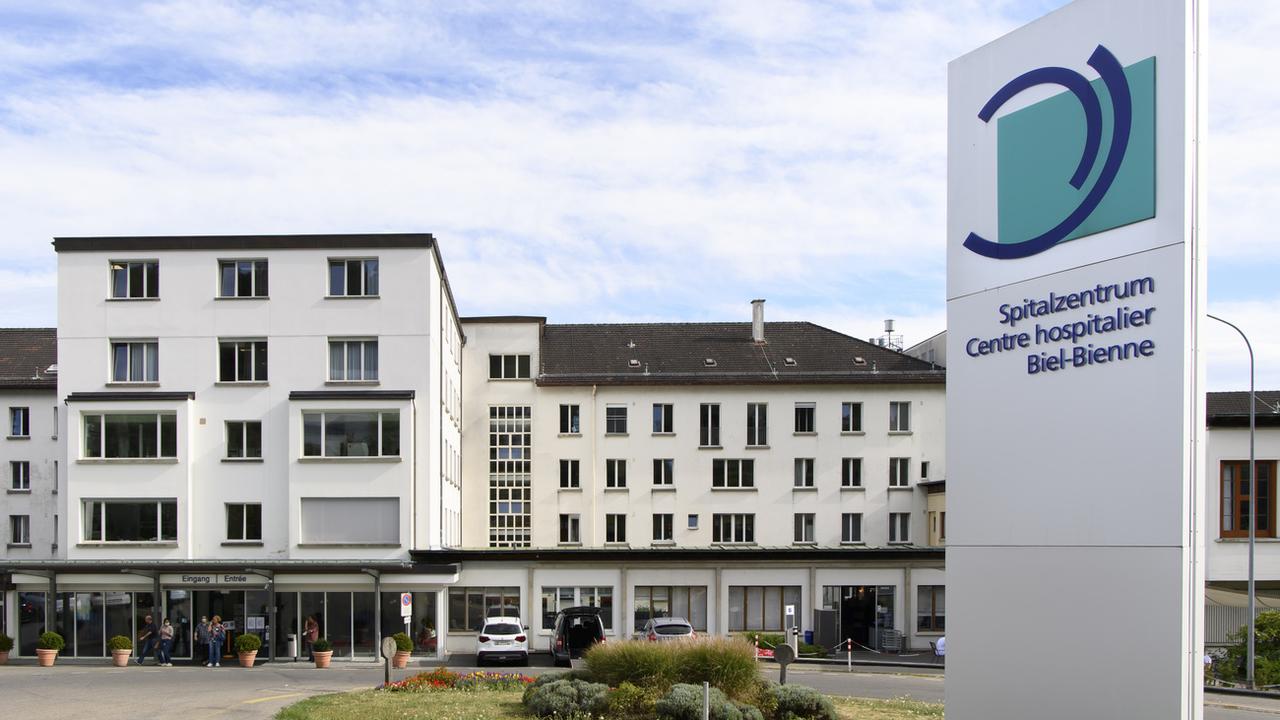 Un incendie au Centre hospitalier de Bienne (BE) peut-être d'origine criminelle [Keystone - Anthony Alex]