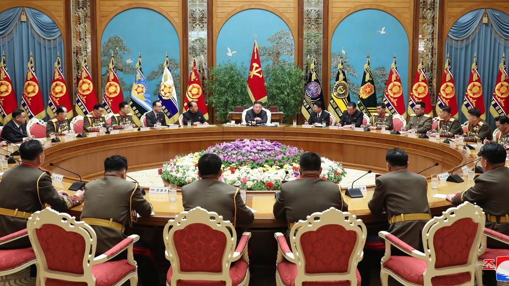 Pyongyang intensifie ses exercices militaires en vue de "la préparation à la guerre". [EPA - KCNA]