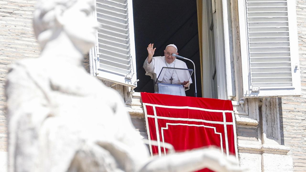 Les décès de migrants sont "une plaie ouverte dans notre humanité", selon le Pape. [Keystone - Fabio Frustaci]