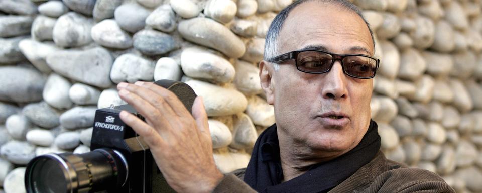 Abbas Kiarostami en 2007 lors d'une masterclass à Nice. [AFP - ERIC ESTRADE]