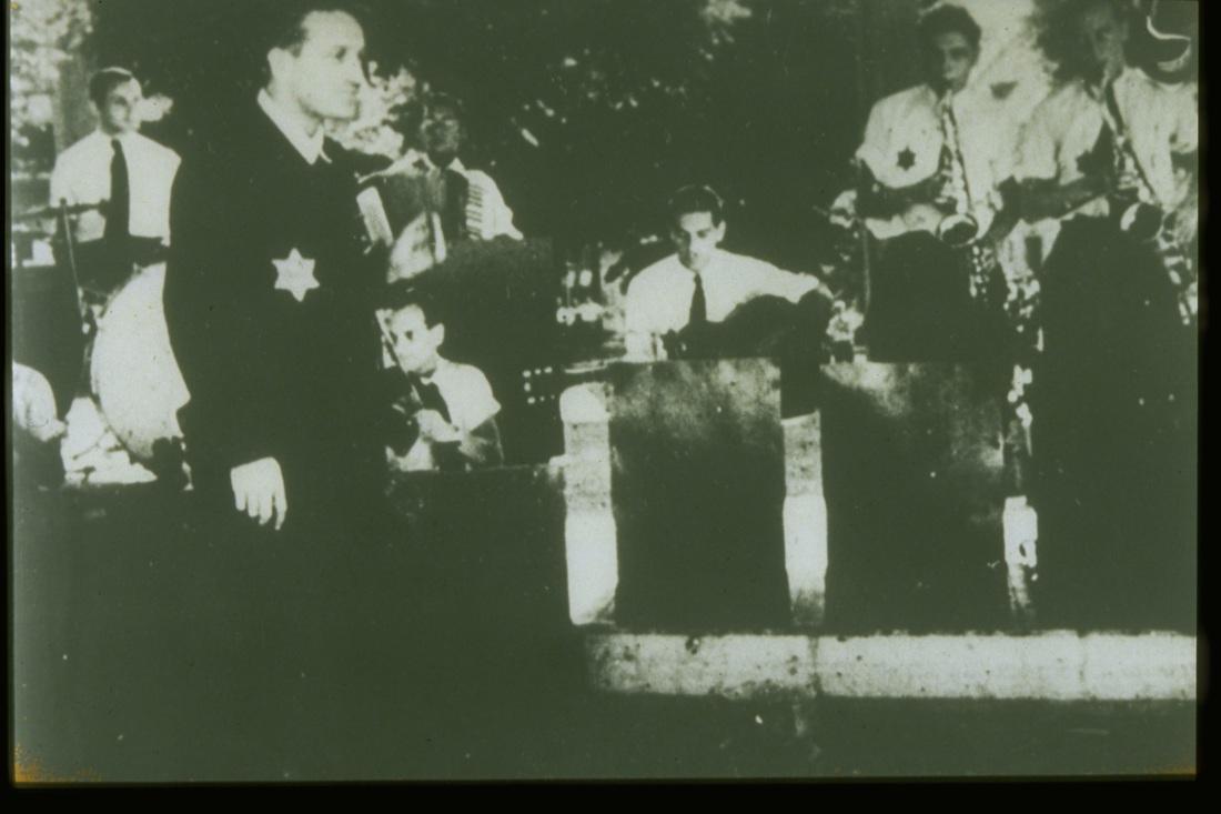 Ghetto Swingers, groupe de jazz dans le camp de Theresienstadt, photo publiée sur le site de Terezin Music Foundation. [Terezin Music Foundation]