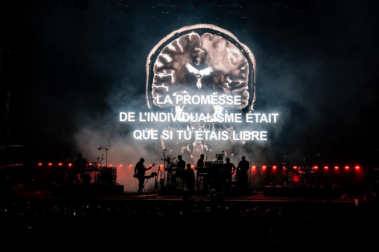 Le collectif anglais Massive Attack sur la Scène du lac du Montreux Jazz Festival, le 15 juillet 2024. [FFJM 2024 - Lionel Flusin]