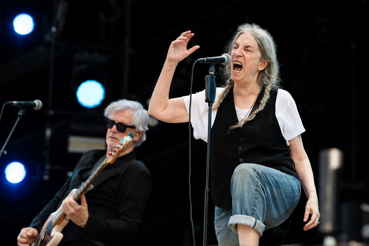 La chanteuse américaine Patti Smith sur la Grande scène du Paléo Festival de Nyon, le 23 juillet 2024. [Paléo 2024 - Lionel Flusin]