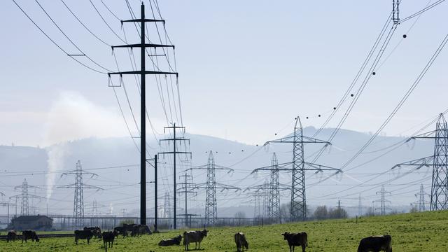 Le Conseil national révise la loi sur l'approvisionnement en électricité. [Keystone]