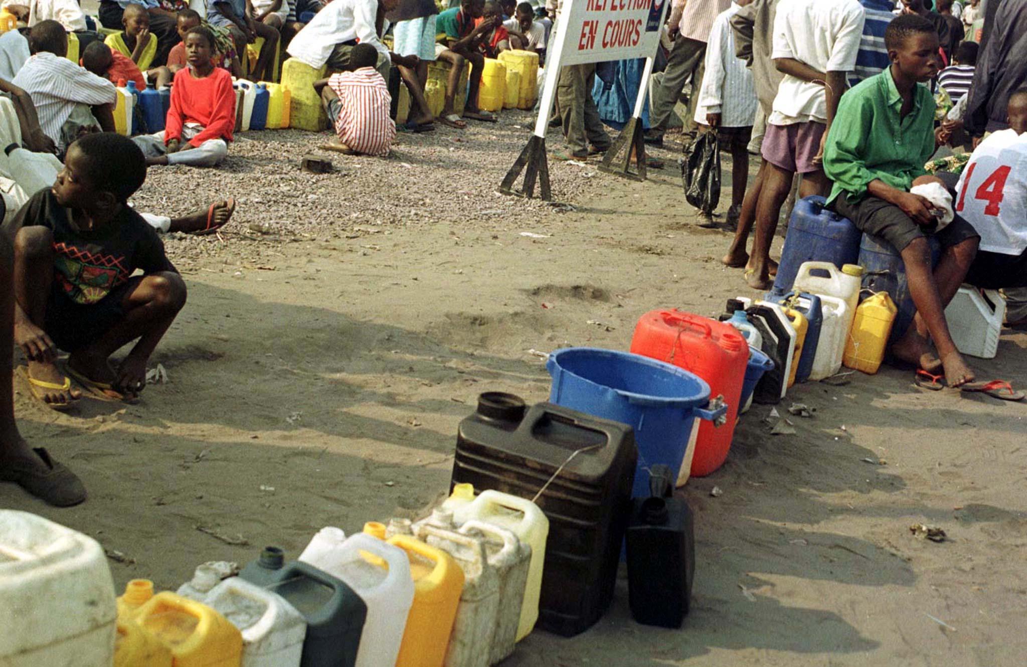 Les habitants se sont précipités pour récolter de l'essence (archive). [Reuters - © STR New / Reuters]