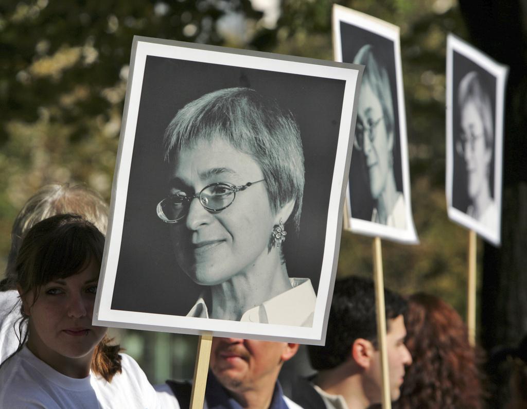Anna Politkovskaïa a été tuée de cinq balles dans son immeuble moscovite le 7 octobre 2006. [KEYSTONE - Miguel Villagran]