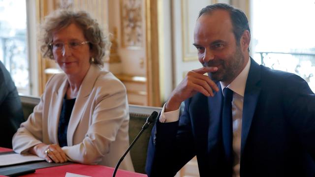 Le Premier ministre français Edouard Philippe et la ministre du Travail Muriel Penicaud à Matignon [reuters - Charles Platiau]