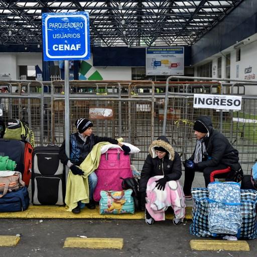 Les migrants vénézuéliens fuient vers d'autres pays d'Amérique du Sud, comme ici en Equateur. [AFP - Luis Robayo]