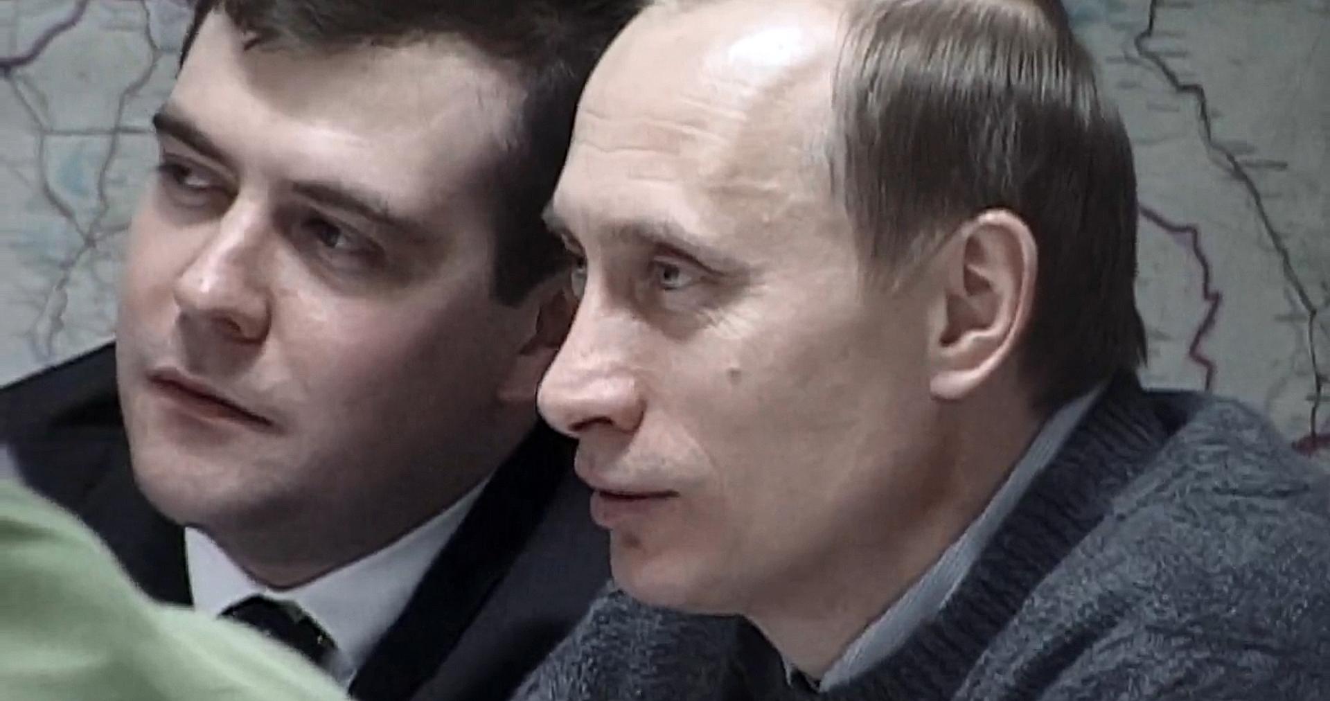 Dmitri Medvedev vient aussi de St-Pétersbourg. Il travaille avec Vladimir Poutine depuis les années 1990. [GoldenEgg Production]