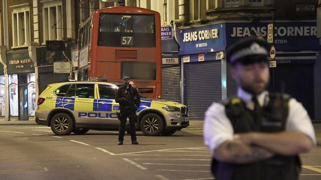 L'attaque a fait trois blessés dont un grave, selon la police qui a abattu l'assaillant. [AP Photo - Alberto Pezzali]