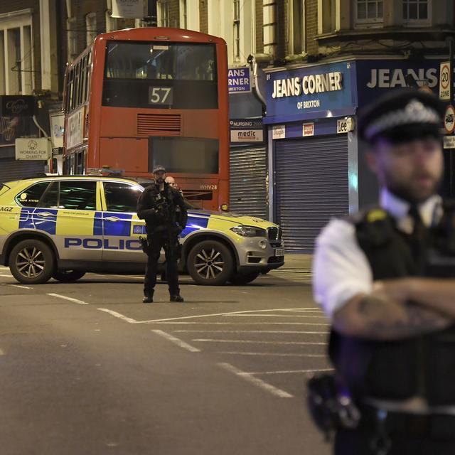 L'attaque a fait trois blessés dont un grave, selon la police qui a abattu l'assaillant. [AP Photo - Alberto Pezzali]