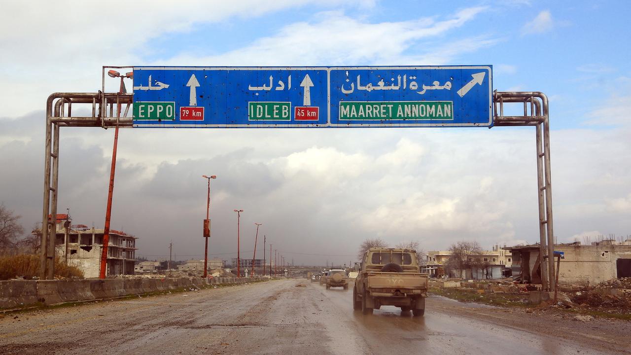 Des patrouilles circuleront sur la M4, autoroute stratégique de la province d'Idleb [Image d'illustration]. [EPA - Youssef Badawi]